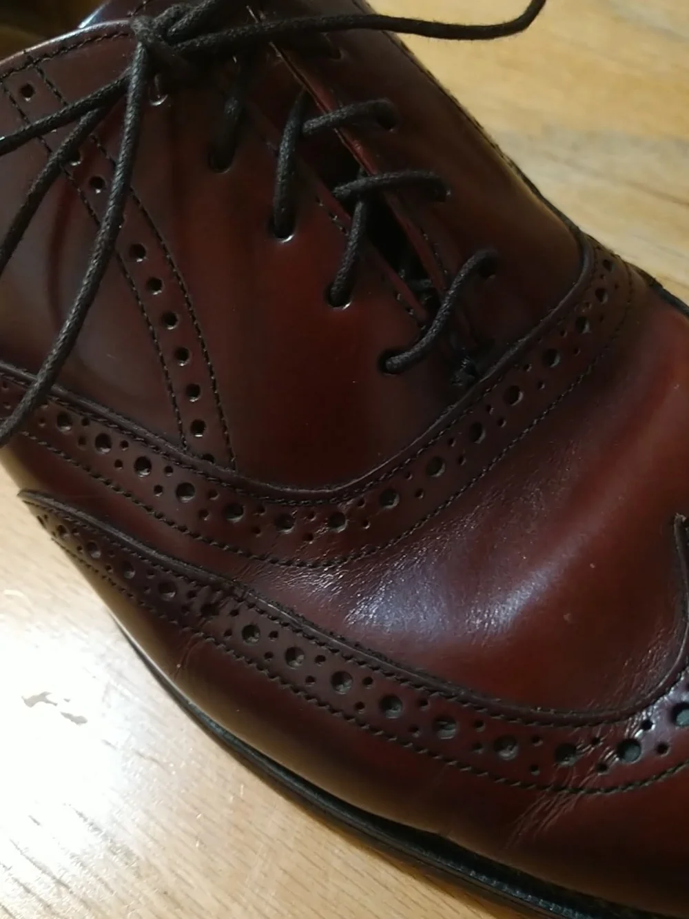 Bostonian classic wingtip